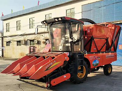 玉米秸稈青儲機